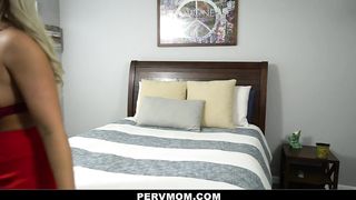 Confiding Stepmom Cumshots