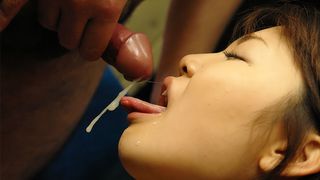 Babe Yayoi Yoshino Gets Caught In A Gang Bang