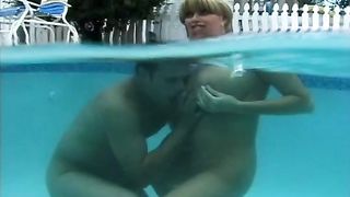 Penny Porsche's poolside sexplosion