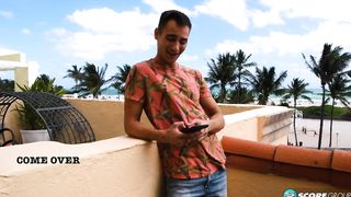 Diana Eisley: Sexting Hook-up