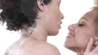 Pussy Tastes Better - Stacy Bloom & Veronica Leal