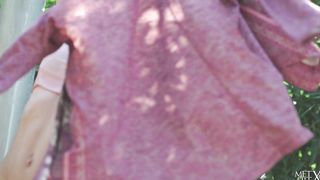 Feeling The Sunlight - Adel Morel