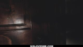 Late Night Stepsister Masturbation